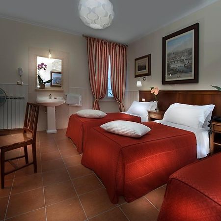 Budget Rooms Des Arts Rome Exterior photo